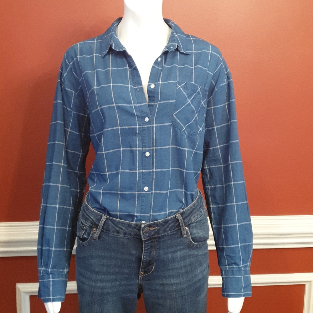 Blue w/white stripes Button Down shirt